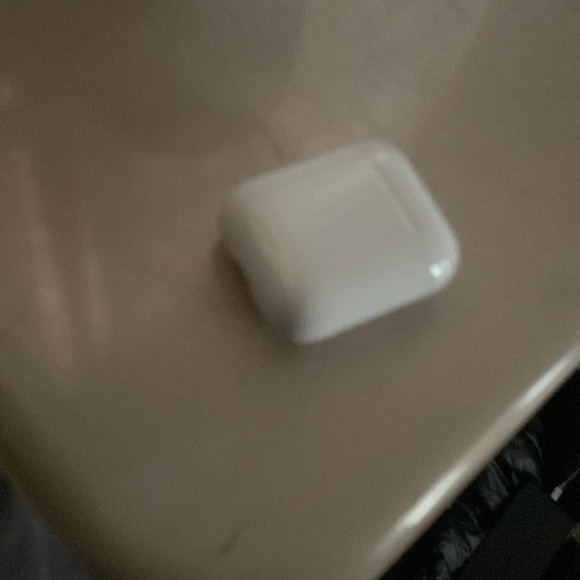 apple airpods